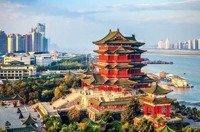 Dolu Dolu Yangtze Nehri’nde Baştan Başa Çin Rotası